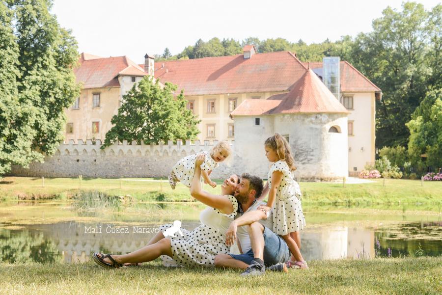 Fotografiranje novorojenčkov, dojenčkov, otrok, družin in nosečnice - Mali čudež narave